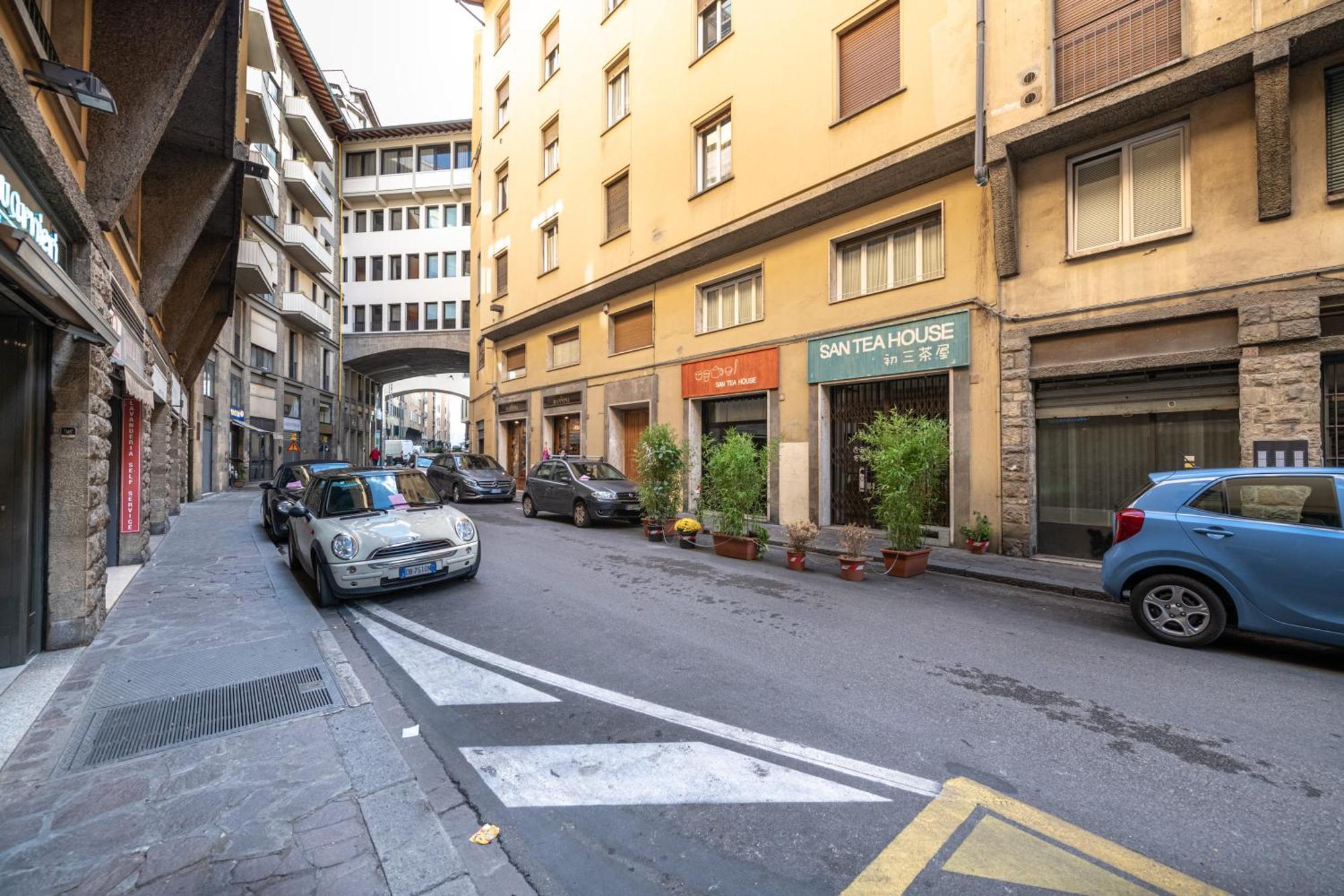 Florence Ponte Vecchio Apartment ภายนอก รูปภาพ
