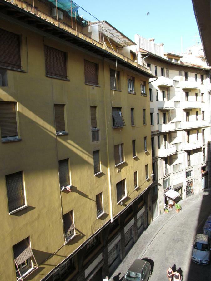 Florence Ponte Vecchio Apartment ภายนอก รูปภาพ